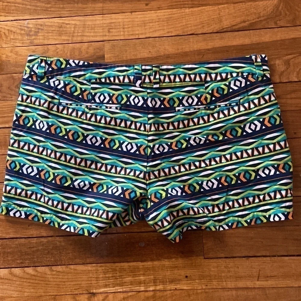 STYLUS Vibrant Aztec Print Shorts